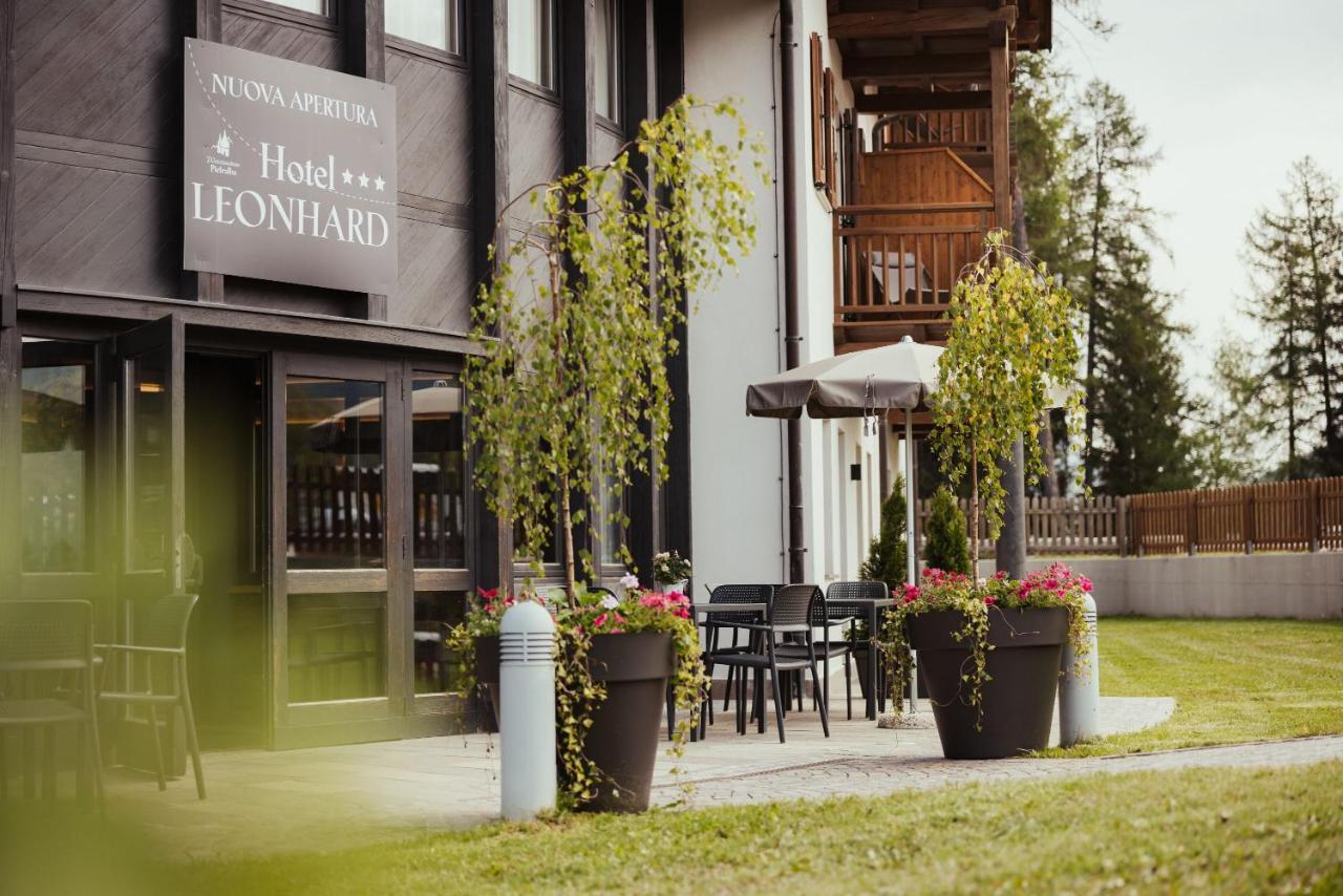Hotel Leonard Nova Ponente Luaran gambar