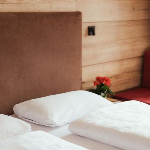 Hotel Leonard Nova Ponente Luaran gambar